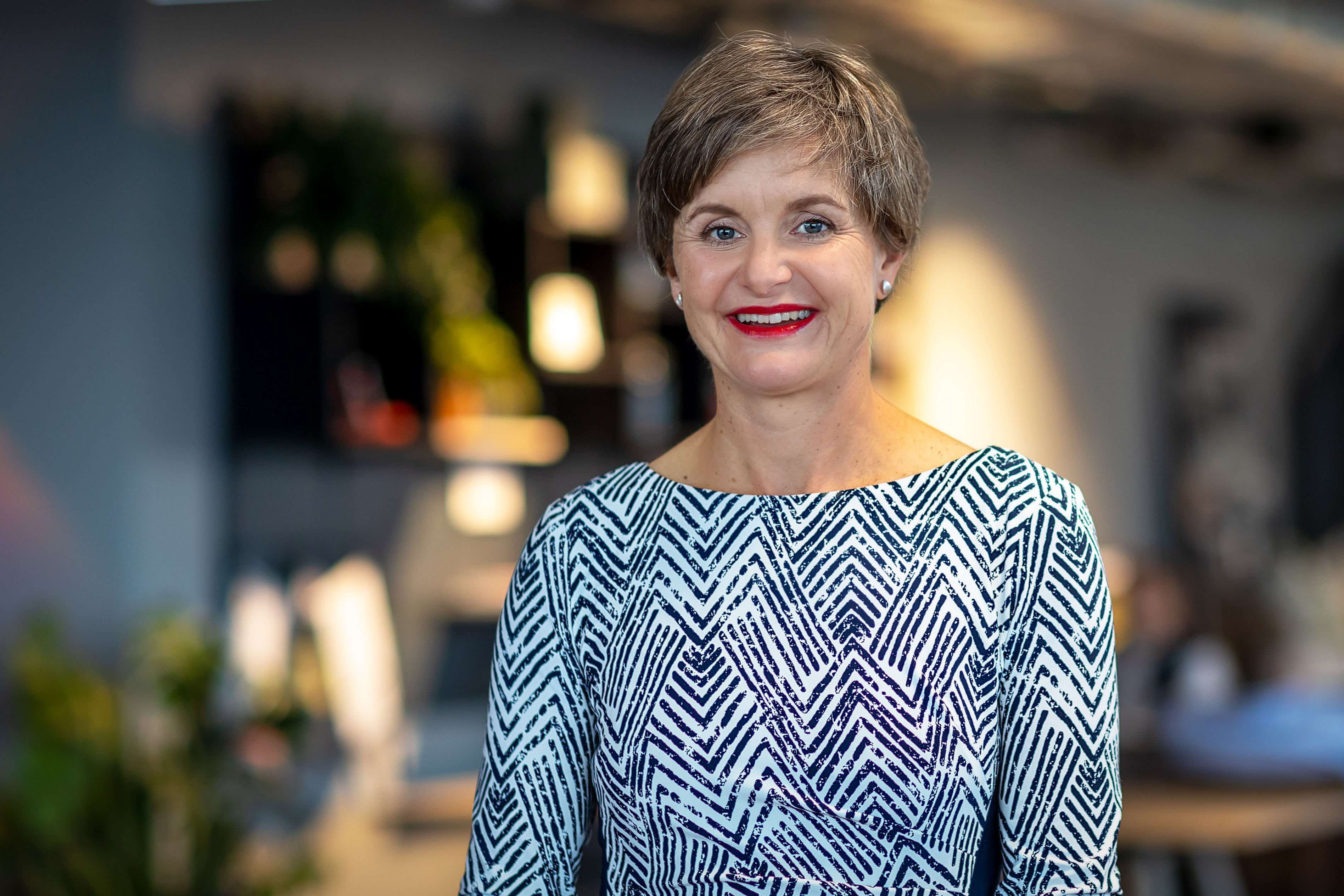 Dr. Michaela Elbel